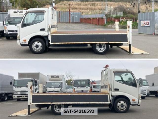 Hino DUTRO 2013 7802435-12