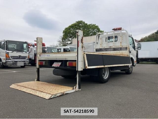 Hino DUTRO 2013 7802435-16