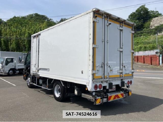 Hino DUTRO 2016 7802447-10