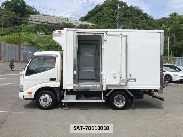Hino DUTRO 2021 7802448-11