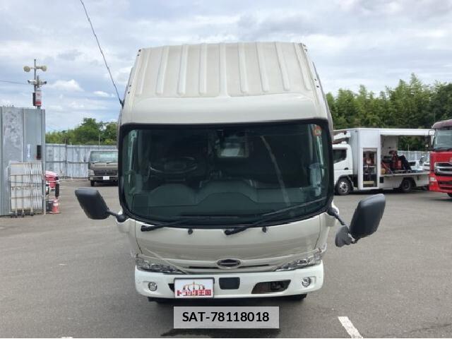 Hino DUTRO 2021 7802448-13