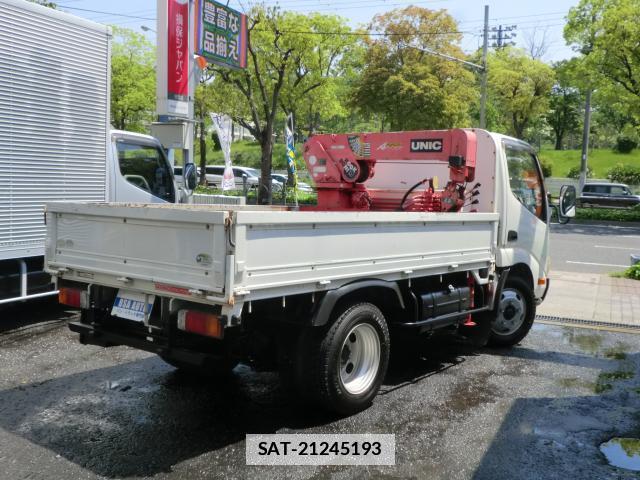 Hino DUTRO 2010-12 7802527-15