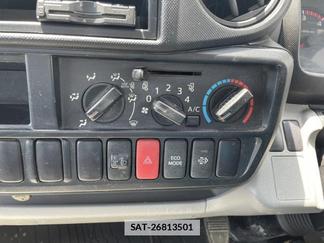 Hino DUTRO 2014-07 7804050-11