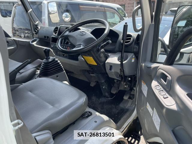 Hino DUTRO 2014-07 7804050-5