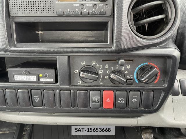 Hino DUTRO 2011-12 7804058-10