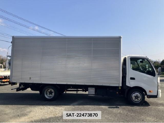 Hino DUTRO 2020 7805342-12