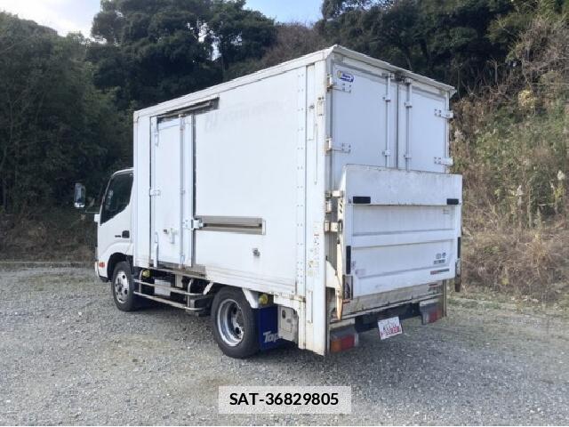 Hino DUTRO 2018 7805344-10