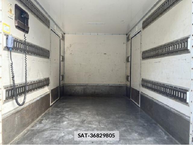 Hino DUTRO 2018 7805344-5