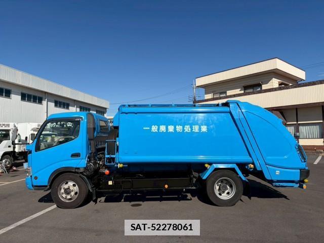 Hino DUTRO 2009-03 7805639-4