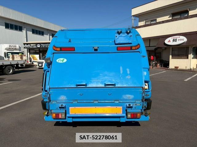 Hino DUTRO 2009-03 7805639-6