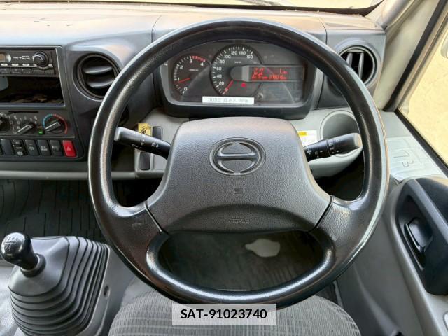 Hino DUTRO 2013-02 7805652-16