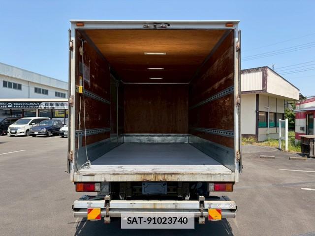 Hino DUTRO 2013-02 7805652-7