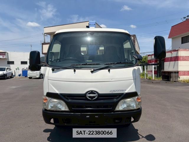 Hino DUTRO 2012-10 7805653-1
