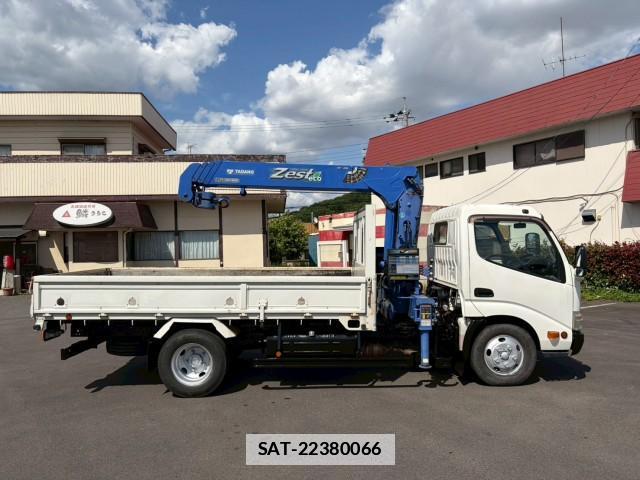Hino DUTRO 2012-10 7805653-6