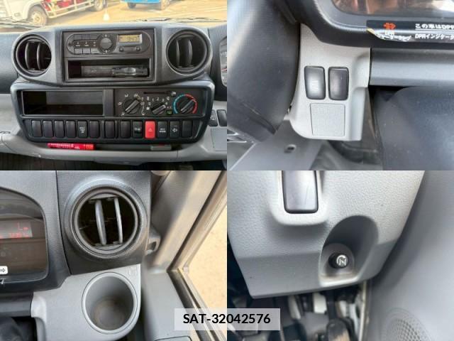 Hino DUTRO 2012-02 7805660-18