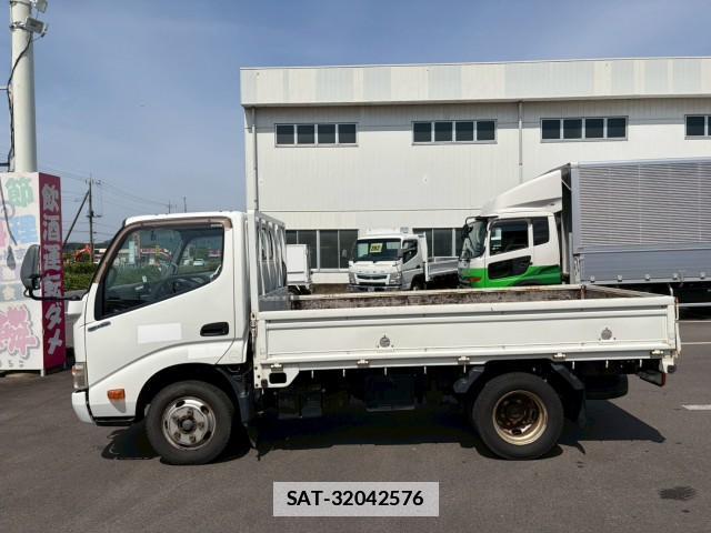 Hino DUTRO 2012-02 7805660-4