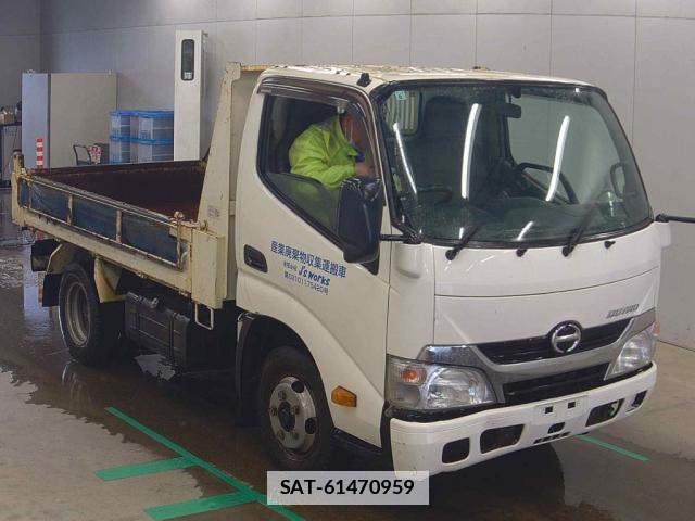 Hino DUTRO 2015 7805800-0
