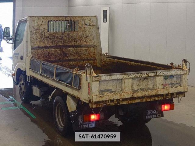 Hino DUTRO 2015 7805800-1