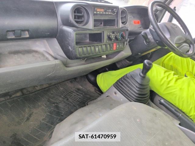 Hino DUTRO 2015 7805800-2