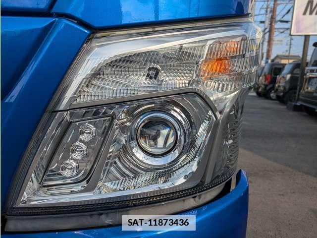 Hino DUTRO 2021-12 7807145-10