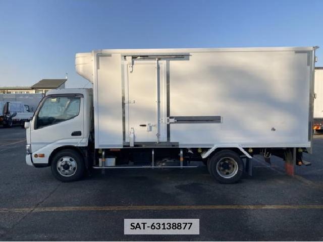 Hino DUTRO 2018 7808114-11