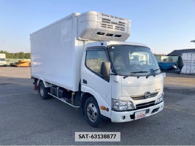 Hino DUTRO 2018 7808114-3