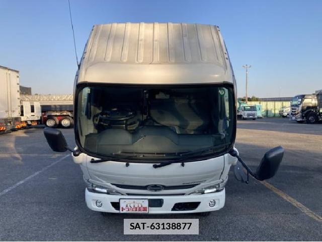 Hino DUTRO 2018 7808114-4