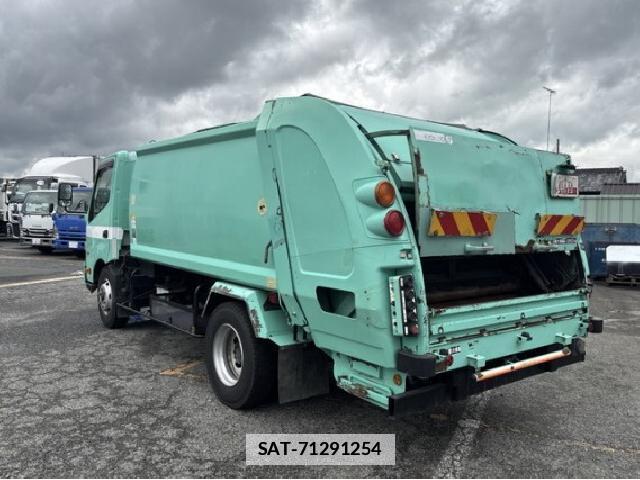 Hino DUTRO 2015 7808150-10