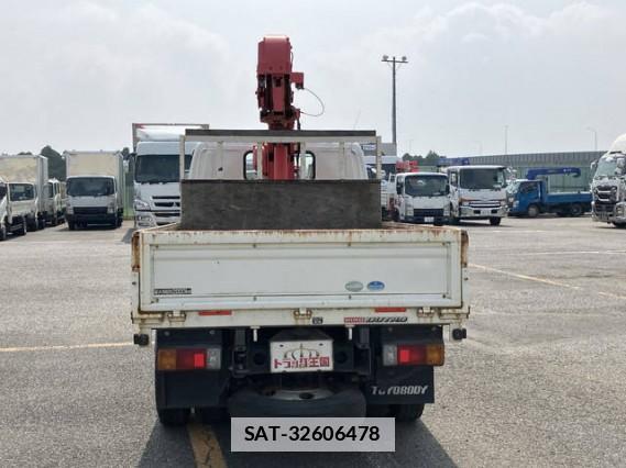 Hino DUTRO 2017 7808157-15
