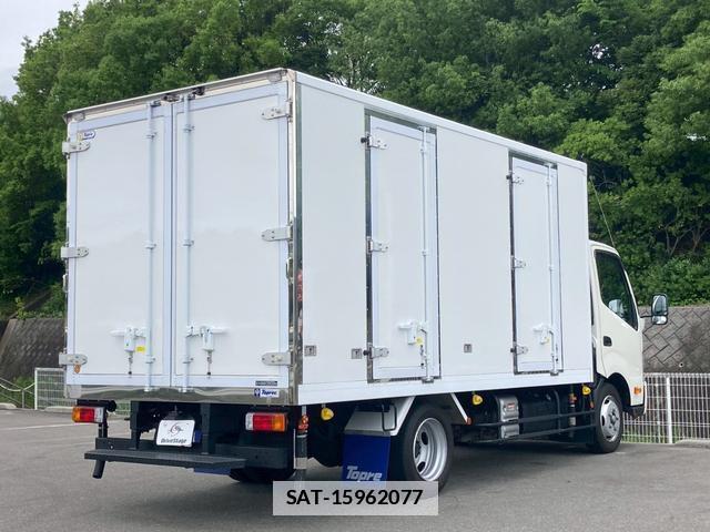 Hino DUTRO 2025-03 7808329-2