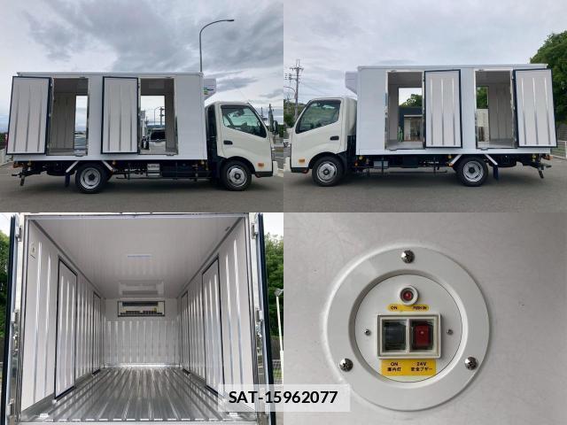 Hino DUTRO 2025-03 7808329-6