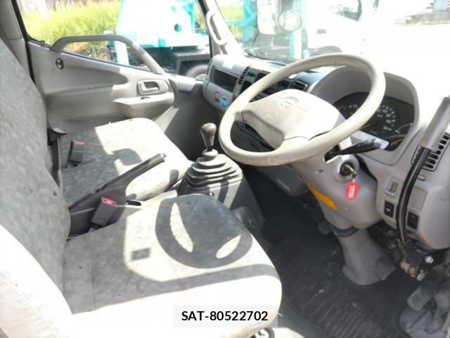 Hino DUTRO 2008-09 7809180-2