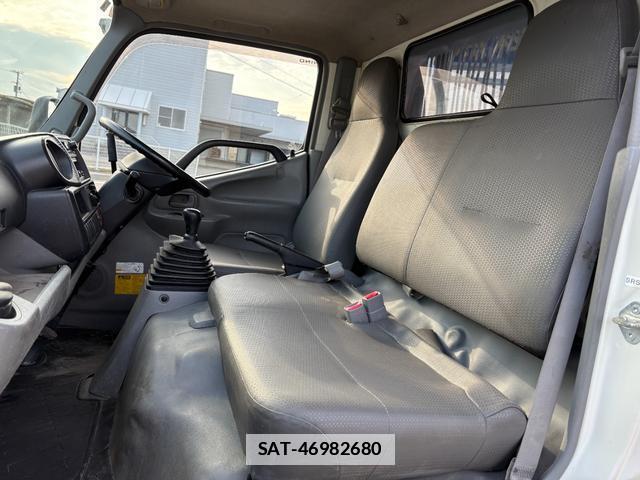 Hino DUTRO 2013-11 7809595-7