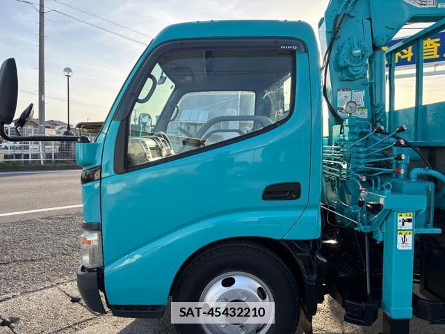 Hino DUTRO 2006-05 7809601-13