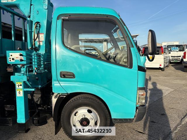 Hino DUTRO 2006-05 7809601-17