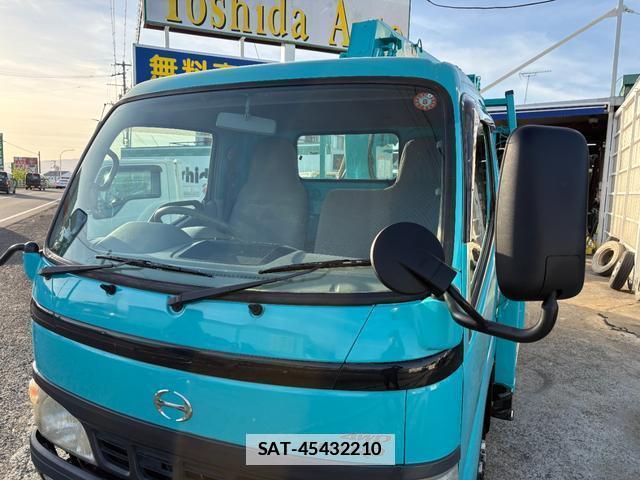 Hino DUTRO 2006-05 7809601-8
