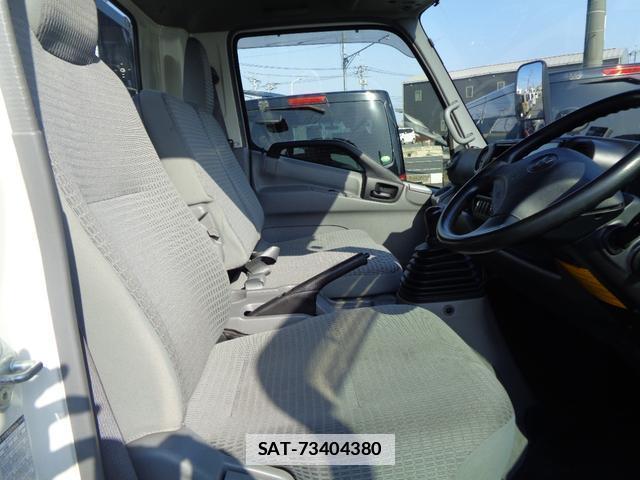 Toyota DYNA TRUCK 2016-10 7793002-16