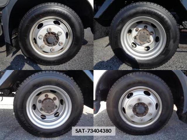 Toyota DYNA TRUCK 2016-10 7793002-7
