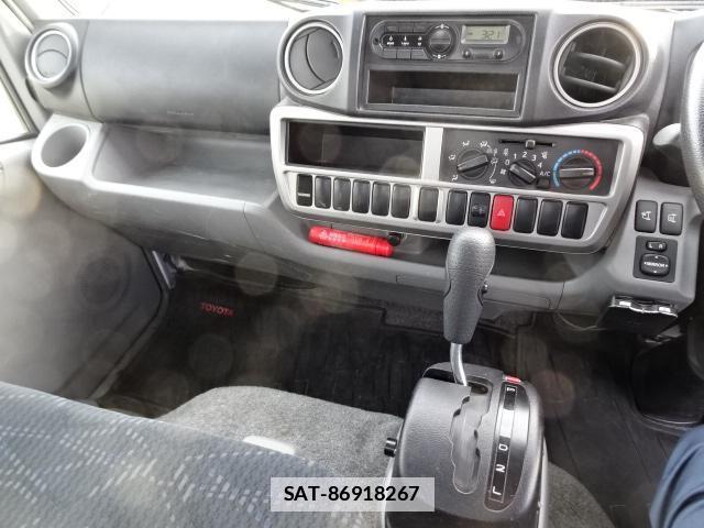 Toyota DYNA TRUCK 2017-05 7796737-17