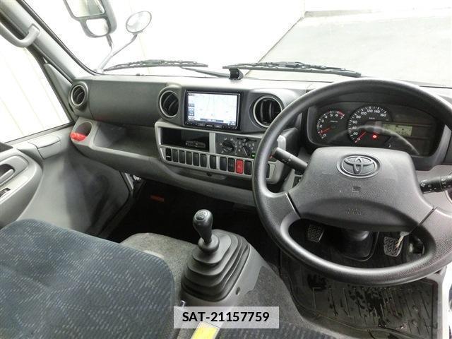 Toyota DYNA TRUCK 2020-08 7797948-3