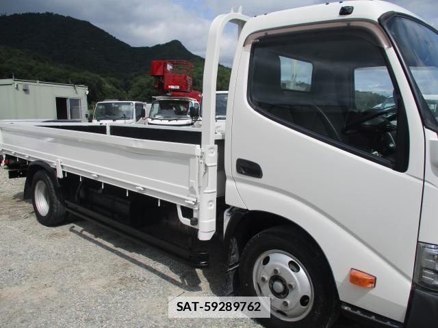 Toyota DYNA TRUCK 2017-09 7799804-11
