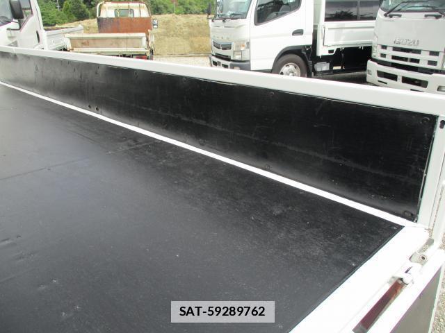 Toyota DYNA TRUCK 2017-09 7799804-16