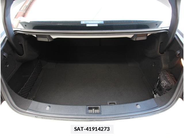 Mercedes Benz E-CLASS 2014-12 7797657-18