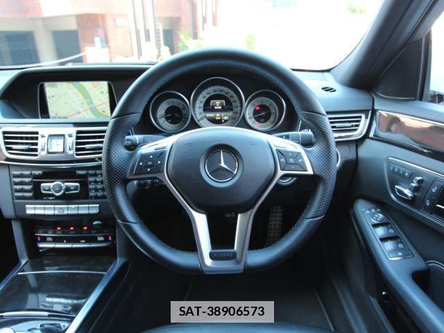 Mercedes Benz E-CLASS 2013-08 7797658-2