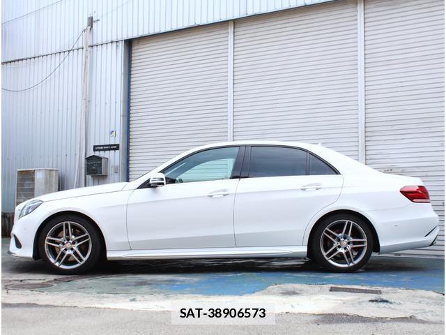 Mercedes Benz E-CLASS 2013-08 7797658-4