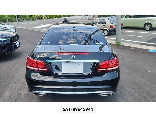 Mercedes Benz E-CLASS 2015-05 7803871-12