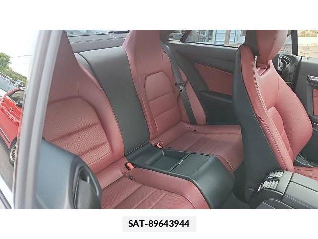 Mercedes Benz E-CLASS 2015-05 7803871-14