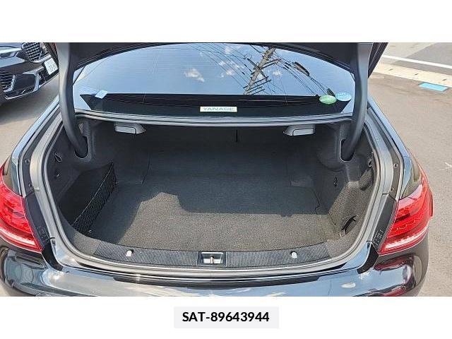 Mercedes Benz E-CLASS 2015-05 7803871-16