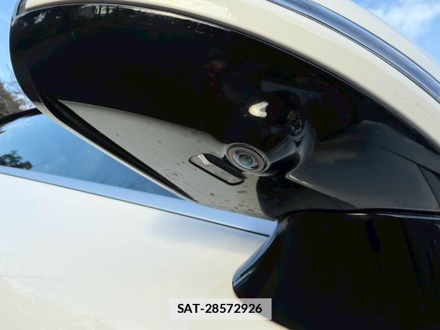 Mercedes Benz E-CLASS 2019-03 7805933-16