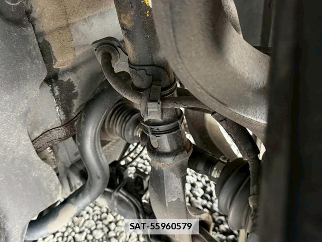 Mercedes Benz E-CLASS 2016-08 7805940-16